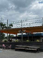 Another Diners, Drive-In's and Dives place in Nashville - Redheaded Stranger